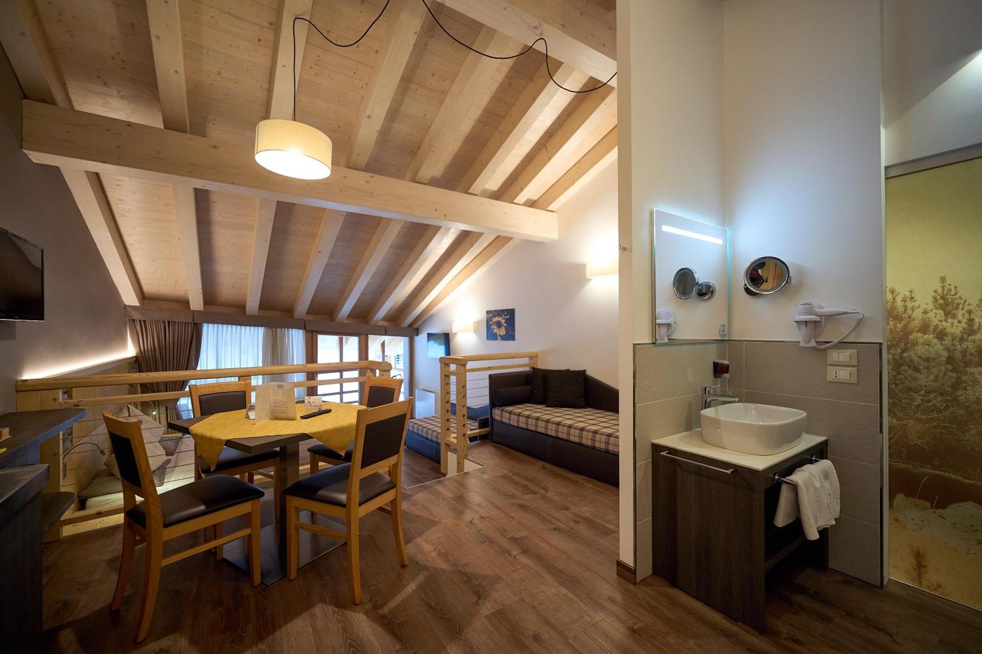 DolceVita Ambiez B&B San Lorenzo Dorsino Zewnętrze zdjęcie